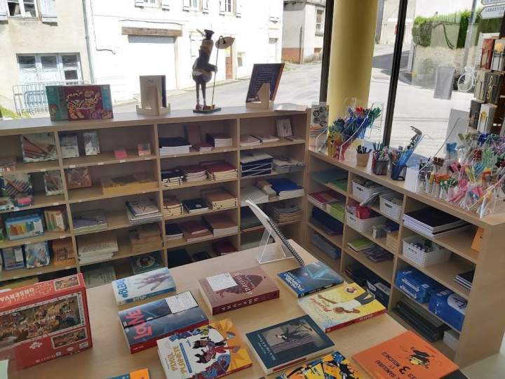  Vente de livres Latronquière